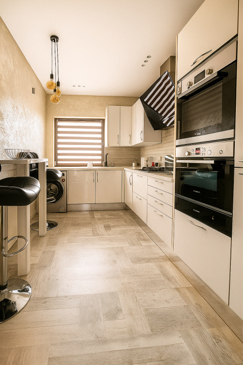 Apartament 3 Camere mobilat si utilat. 106 mp. Parcare subterana inclusa.