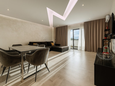 Apartament 3 Camere mobilat si utilat. 106 mp. Parcare subterana inclusa.