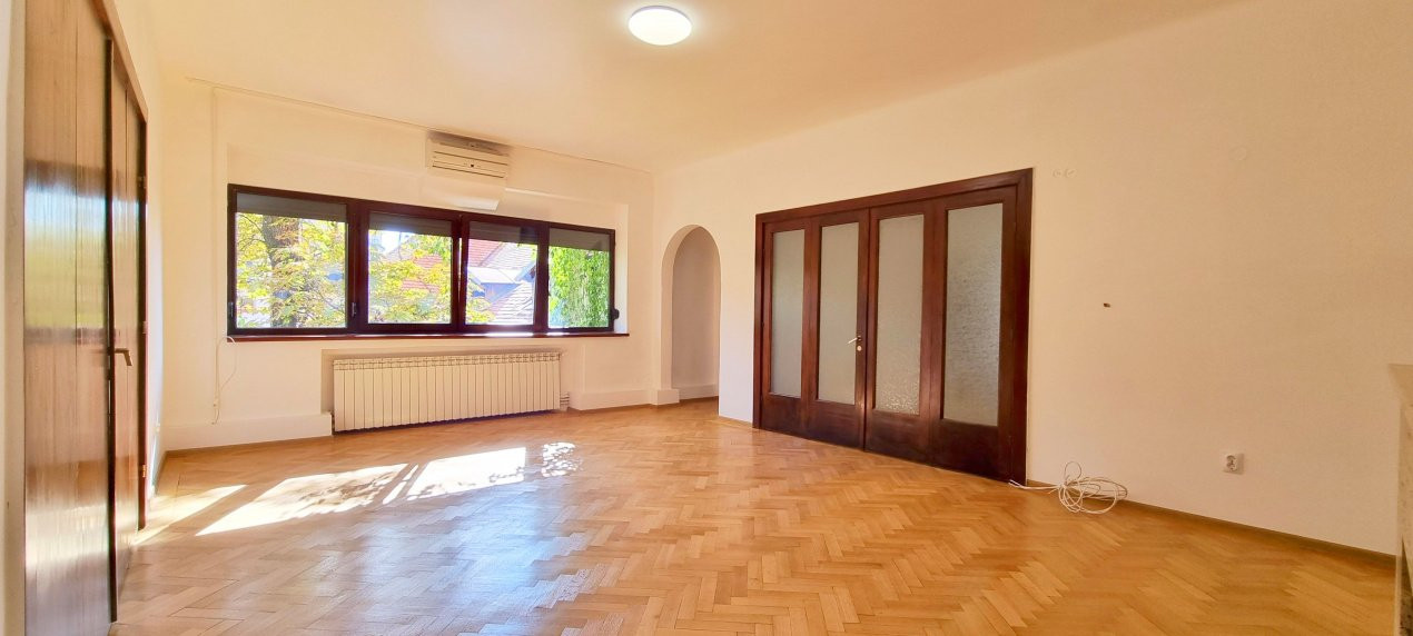 APARTAMENT CU 4 CAMERE 132 MP PIATA ROMANA, LAHOVARI, DIONISIE LUPU