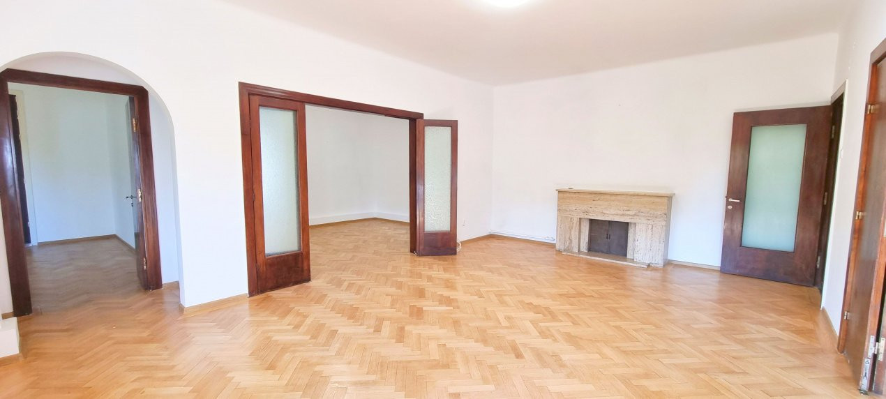 APARTAMENT CU 4 CAMERE 132 MP PIATA ROMANA, LAHOVARI, DIONISIE LUPU