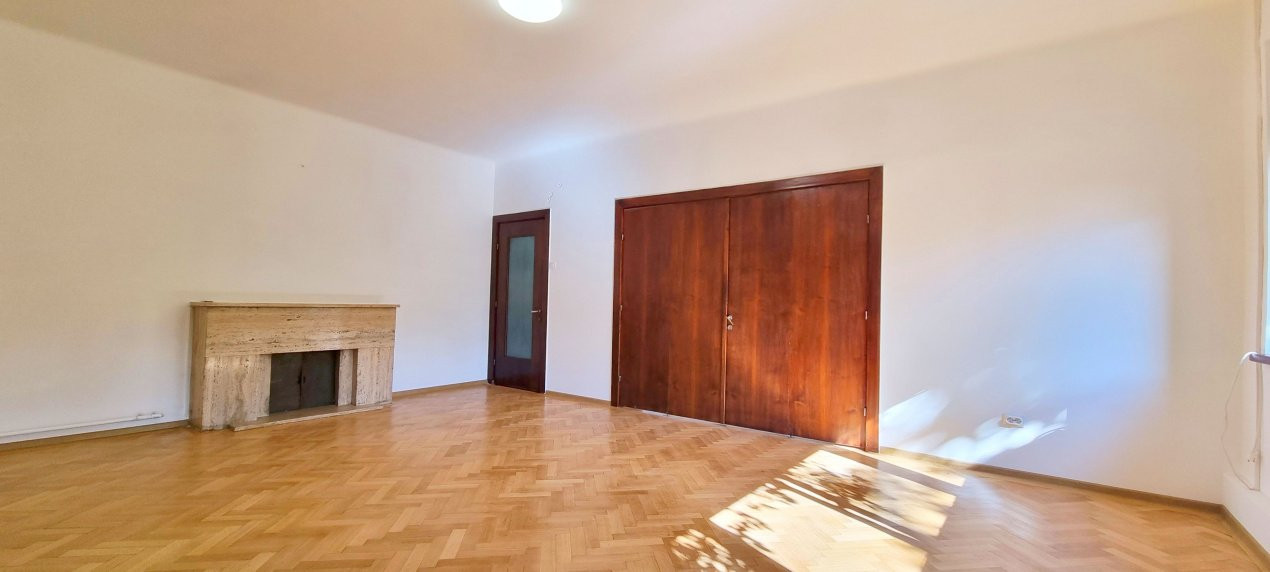 APARTAMENT CU 4 CAMERE 132 MP PIATA ROMANA, LAHOVARI, DIONISIE LUPU