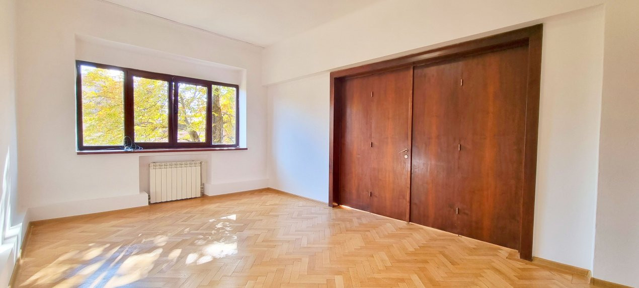 APARTAMENT CU 4 CAMERE 132 MP PIATA ROMANA, LAHOVARI, DIONISIE LUPU