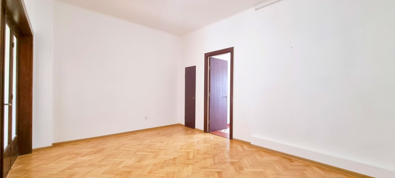 APARTAMENT CU 4 CAMERE 132 MP PIATA ROMANA, LAHOVARI, DIONISIE LUPU