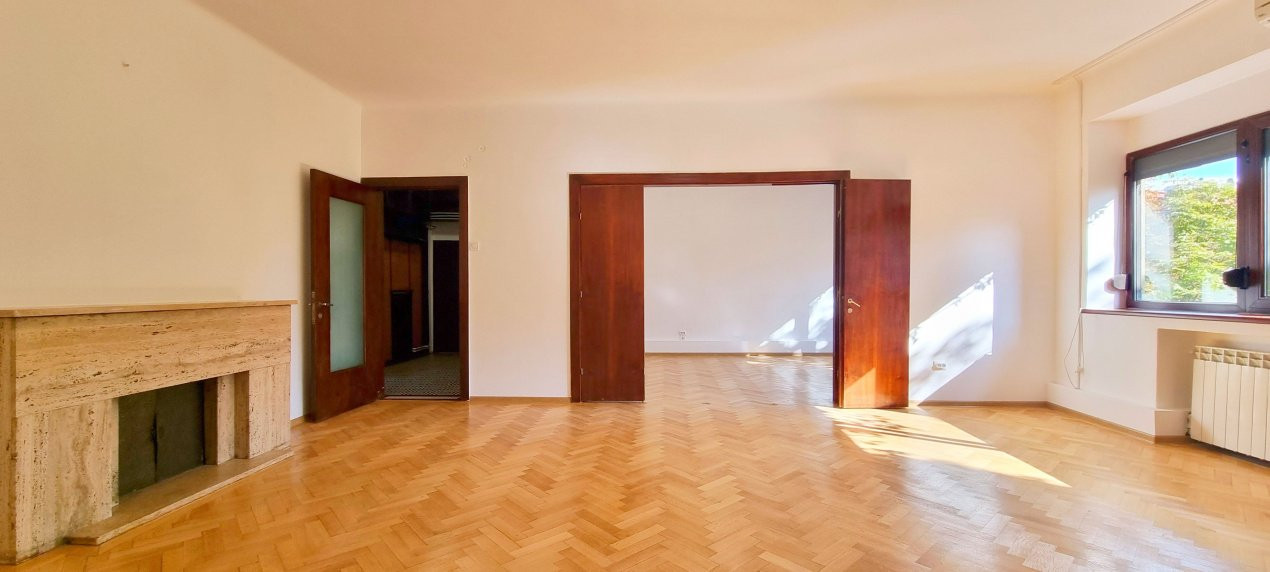 APARTAMENT CU 4 CAMERE 132 MP PIATA ROMANA, LAHOVARI, DIONISIE LUPU