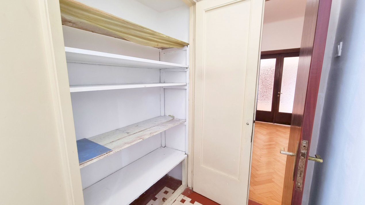 APARTAMENT CU 4 CAMERE 132 MP PIATA ROMANA, LAHOVARI, DIONISIE LUPU