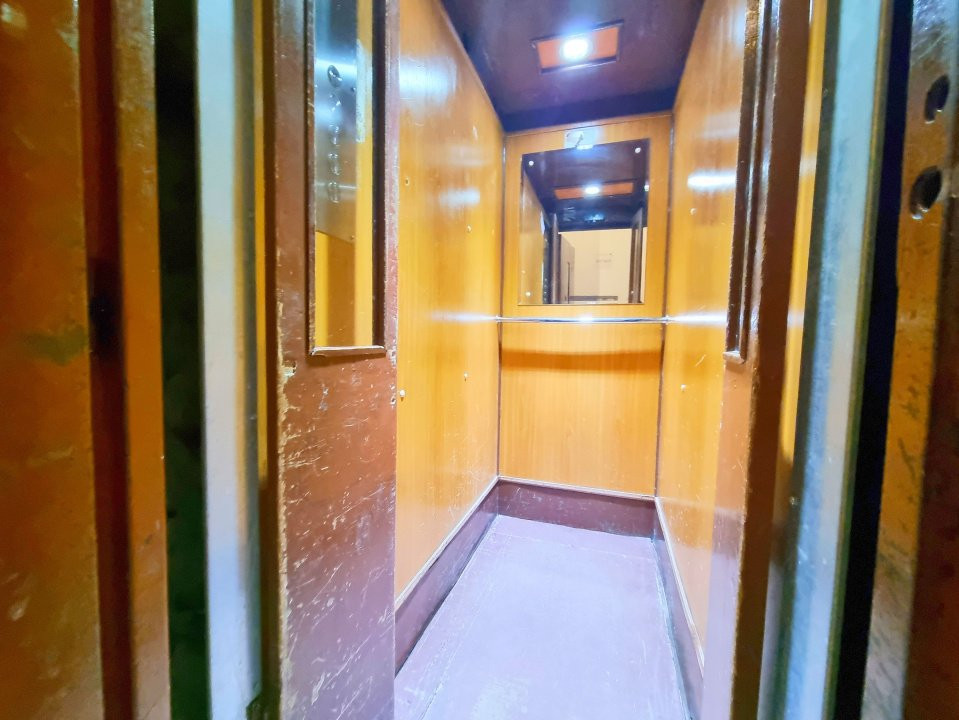 APARTAMENT CU 4 CAMERE 132 MP PIATA ROMANA, LAHOVARI, DIONISIE LUPU