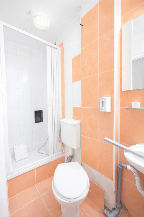 Apartament 3 Camere Unirii - bloc reconsolidat