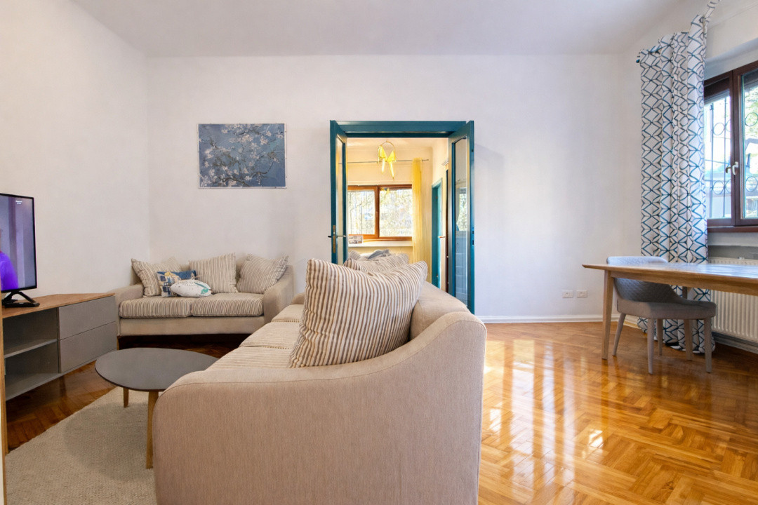 Un apartament cu personalitate, într-o vilă cu farmec – gata de mutat.