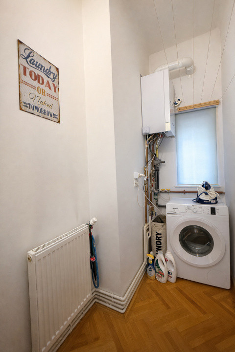 Un apartament cu personalitate, într-o vilă cu farmec – gata de mutat.