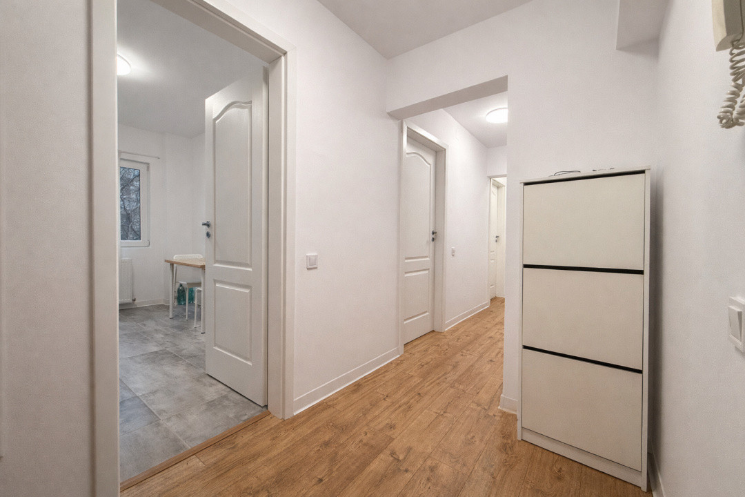 Rar pe piață: 3 camere complet renovat, totul NOU, etaj 1!