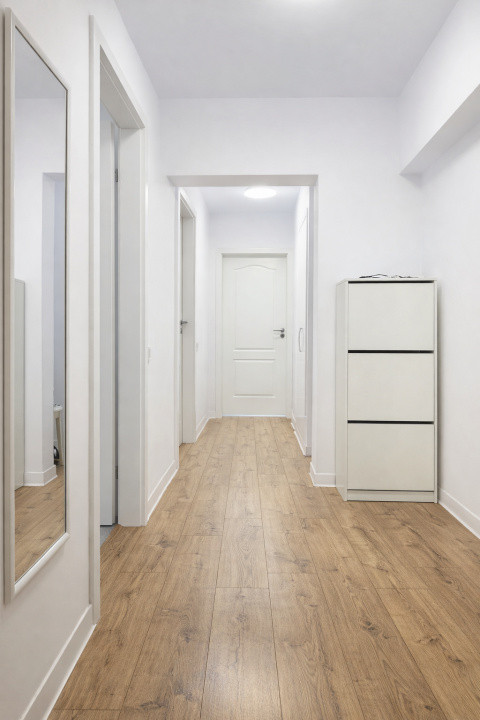 Rar pe piață: 3 camere complet renovat, totul NOU, etaj 1!