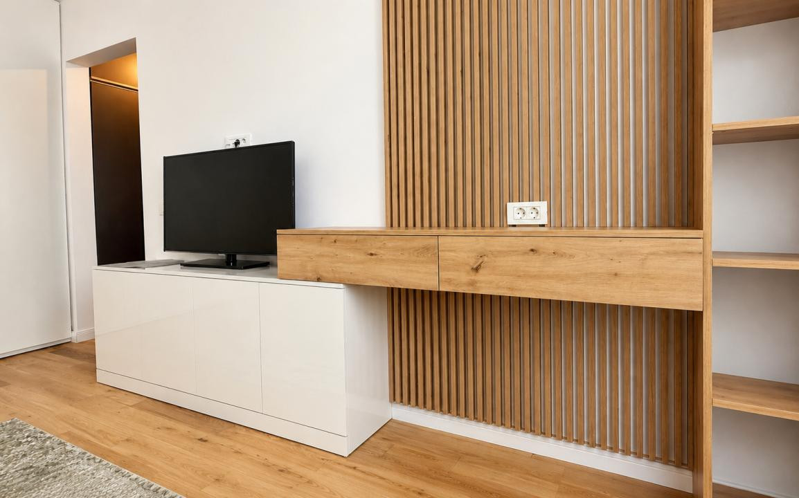 Apartament 3 Camere Premium, Renovat Integral + Centrală Proprie.
