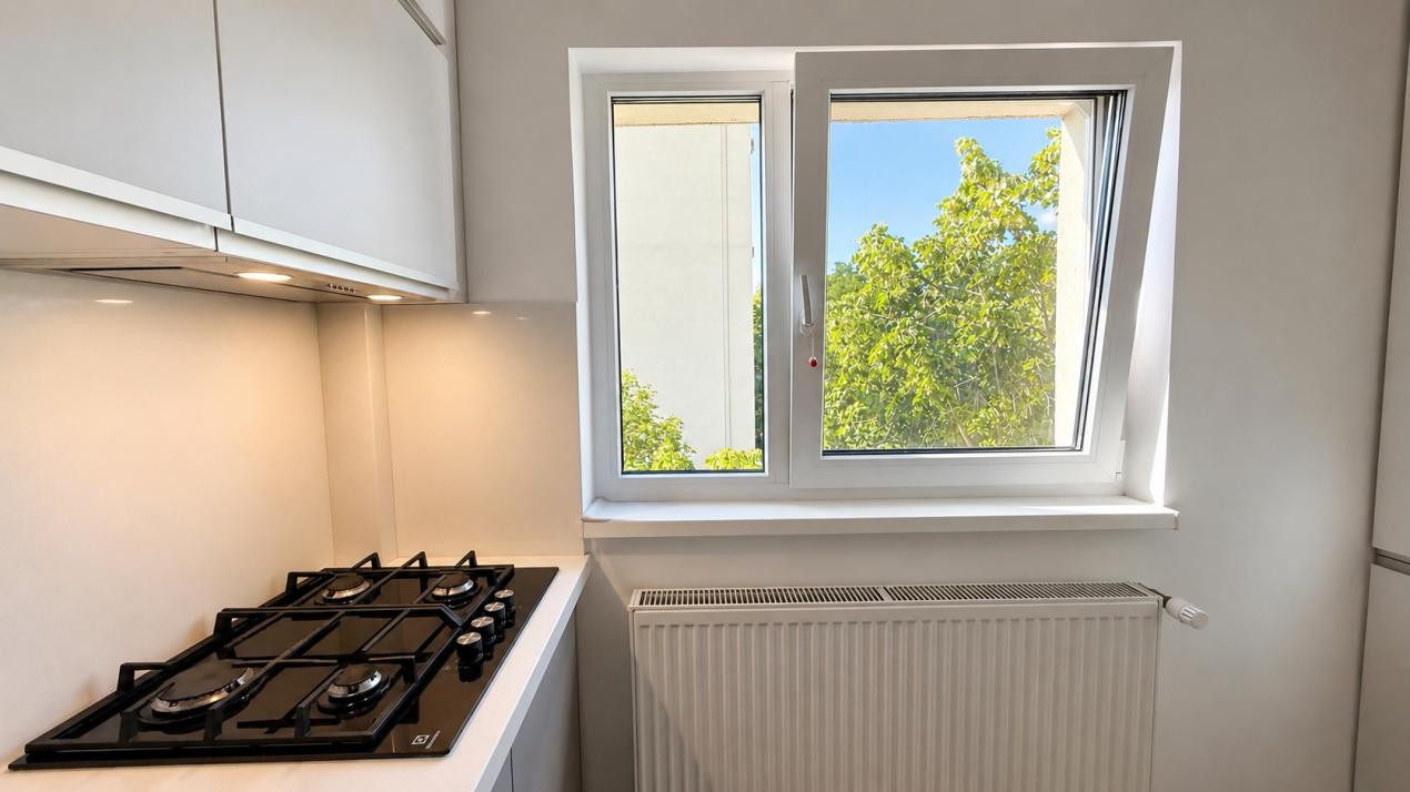 Apartament 3 Camere Premium, Renovat Integral + Centrală Proprie.